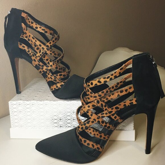 ๐๐๐๐๐๐๐ ๐๐๐๐๐๐
๐
"Rory" Leopard Print Calf Hair Black Stilettos ๐ - Picture 3 of 11